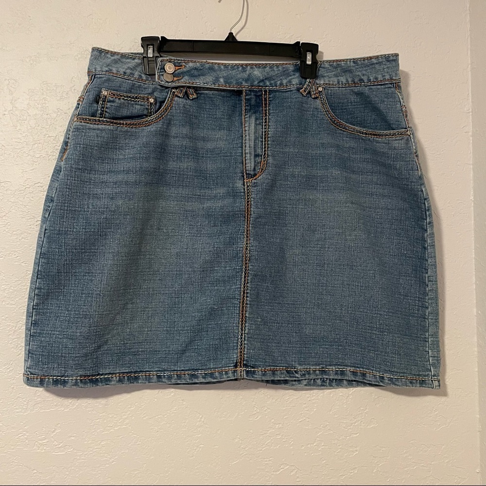 Crest Jeans The Collection Distressed Embellished Denim Skirt Sz: 23/24